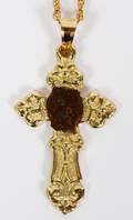 14KT YELLOW GOLD CROSS PENDANT ON METAL CHAIN