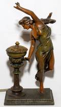 FRENCH ART NOUVEAU PATINATED SPELTER LAMP