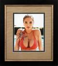 KATE UPTON AUTOGRAPHED COLOR PHOTO