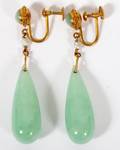 14KT YELLOW GOLD  BURMESE JADE EARCLIPS PAIR