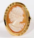 LADYS 18KT GOLD AND SHELL CAMEO RING SIZE 7 34