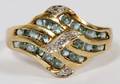 LADYS 14KT GOLD DIAMOND AND AQUAMARINE RING