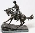 AFTER FREDERIC REMINGTON RECAST BRONZE SCULPTURE