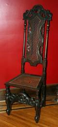 100105 CARVED OAK HALL CHAIR H54 W18