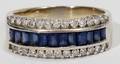 010091 18 KT GOLD SAPPHIRE AND DIAMONDS RING