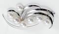 091233 14K WHITE GOLD  CULTURED PEARL BROOCH