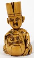 021238 JAPANESE IVORY FIGURAL NODDING NETSUKE
