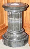 GREEN MARBLE COLUMNAR PEDESTAL