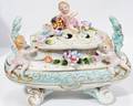 101331 DRESDEN STYLE PORCELAIN FIGURAL COVERED BOX