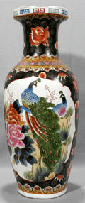 082310 CHINESE PORCELAIN VASE PEACOCK DESIGN