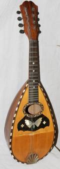 010409 WOOD MANDOLIN H 24