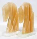 010493 ONYX HORSE HEAD BOOKENDS PAIR H 8 W 7 D 4