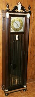 082041 COLONIAL MFG MAHOGANY GRANDFATHER CLOCK