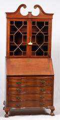 CHIPPENDALE STYLE MAHOGANY SLANTFRONT DESK