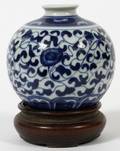 CHINESE BLUE AND WHITE PORCELAIN VASE H 3