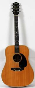 GIBSON GUITAR WITH CASE Model 817080