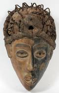 AFRICAN CARVED WOOD CEREMONIAL MASK H 12