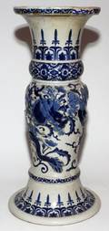 CHINESE BLUE  WHITE PORCELAIN PEDESTAL H 24