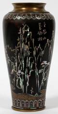 ORIENTAL BRONZE VASE INLAID MOTHEROFPEARL