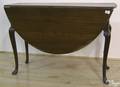 New Jersey Queen Anne mahogany drop leaf dining table