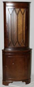 MAHOGANY CORNER CABINET