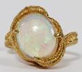 18KT YELLOW GOLD OPAL RING