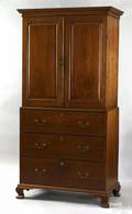 Virginia Chippendale walnut twopart linen press ca 1780