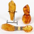 BALTIC AMBER PARROT PERFUME  A SPOON