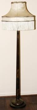 CHINOISERIE STYLE WOOD FLOOR LAMP