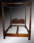 030065 HENREDON MAHOGANY FOURPOSTER BED H 82 W 65