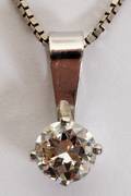 042197 ROUND 079 CT DIAMOND PENDANT ON WGOLD CHAIN