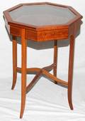 032183 EDWARDIAN STYLE MAHOGANY VITRINE TABLE