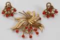 022284 AUSTRIAN GOLD BROOCH  EARRINGS WCORAL C 1920
