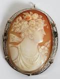 060392 CARVED SHELL CAMEO BROOCHPENDANT