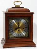 040394 HOWARD MILLER WALNUT MANTLE CLOCK WITH CHIMES