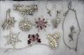 060456 CRYSTAL COSTUME JEWELRY 17 PIECES