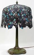 031025 ANTHONY HART STAINED  LEADED GLASS LAMP