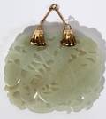 071113 CHINESE CARVED JADE MEDALLION WITH 14KT YELLOW