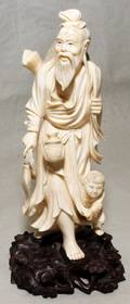 071121 CHINESE IVORY FIGURE OF A FISHERMAN WITH CHILD