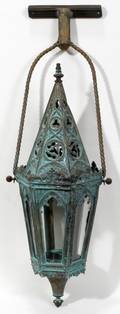 101173 GOTHIC INFLUENCED PATINATED METAL LANTERN H 26