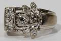 082157 14KT WHITE GOLD DIAMOND RING