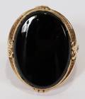 120264 LADYS YELLOW GOLD AND ONYX RING