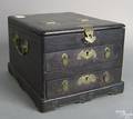 Chinese traveling vanity case