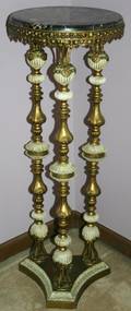 070282 GILT METAL AND BLACK MARBLE TOP PEDESTAL H 38