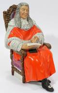 092385 ROYAL DOULTON PORCELAIN FIGURINE
