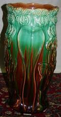 092364 ROSEVILLE POTTERY UMBRELLA STAND H 20