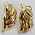 092407 14KT YGOLD EARCLIPS PAIR