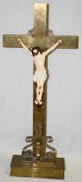 112489 BRASS AND COMPOSITION CRUCIFIX 1935 H 30