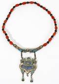 090498 CHINESE NECKLACE VASE FORM PENDANT 1 L 32