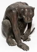 CHINESE BRONZE FIGURE OF A CROUCHING PRIMATE